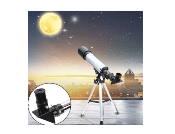 Telescopio de refracción astronómica F36050 con trípode. Es un telescopio para principiantes, si buscas uno profesional debes tener en cuenta otras opciones, no aceptes imitaciones. Principales características: - Un telescopio pequeño de tipo refractante con un diámetro mayor (50 mm), que representa un pequeño lugar - Puede configurar 60X, 18X, el grupo espejo más 1.5X, 90X, 27X - Equipado con dos oculares de aumento diferentes y espejos multiplicadores de 1.5X, para que pueda mezclar libremente, observar diferentes distancias y tamaños de objetos - Apto para principiantes entusiastas de la astronomía, especialmente el mejor regalo para sus hijos AMPLÍE SUS HORIZONTES con el Kit de Telescopio Prelly de 50 mm para niños y adultos. Este telescopio principiante todo incluido es perfecto para los observadores de aves en ciernes y los observadores de estrellas. EL JUEGO DE 4 PIEZAS incluye un trípode de tamaño completo con instrucciones; H6mm, H20mm, 3 veces el espejo Barlow Resolución teórica: 2.800 segundos de arco, que es equivalente a dos objetos a una distancia de 1.357 cm a 1000 metros. El aumento máximo de este párrafo: 90 veces (distancia focal del objetivo / longitud focal del ocular * varias veces el múltiplo de Barlow = aumento máximo). Telescopio estrella (Modelo: F36050): 18X, 27X, 60X, aumento de 90X El telescopio refractor astronómico F36050 tiene un buen rendimiento para observar cuerpos celestes, luna, estrellas, venus, marte ect. El telescopio se puede mover verticalmente (altitud) y horizontalmente (acimut) El telescopio de viaje PORTÁTIL LIGERO está listo para dirigirse al desierto para una noche de exquisita observación de estrellas, o subir al soporte de su árbol para observar discretamente a la vida silvestre y las aves. Indicadores específicos: - Modelo: F36050 - Ocular: H20mm, H6mm dos oculares - 1.5X Solo como espejo - Espejo cenital de 90 grados - Longitud focal: 360 mm - Apertura activa: 50 mm (2,4 pulgadas) - Espejo oblicuo: 90 grados - Trípode más alto: 34cm - Resolución de la teoría: 2.000 segundos de arco Color plata Para: Astronomía Material: vidrio óptico Contenido del paquete: 1 x Telescopio astronómico, 2 x ocular, 1 x trípode Tamaño del paquete (L x A x H): 44.50 x 21.00 x 10.00 cm / 17.52 x 8.27 x 3.94 pulgadas Peso del paquete: 0.897 kg Tamaño del producto (largo x ancho x alto): 39.00 x 7.50 x 8.50 cm / 15.35 x 2.95 x 3.35 pulgadas Peso del producto: 0.839 kg