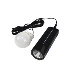 Linterna Led Solar Recargable Solar recargable, luz Flash para exteriores con Panel Solar integrado, bombilla LED adicional, linterna para tienda de campaña de viaje para el hogar Panel solar integrado: Estos paneles están ubicados en la parte superior o en un costado de la linterna para captar la luz solar y convertirla en energía eléctrica para recargar la batería interna, generalmente, estas linternas incluyen una batería recargable que se alimenta con la energía solar. Estan diseñadas para ser resistentes a la intemperie y duraderas, lo que las hace adecuadas para uso en exteriores.